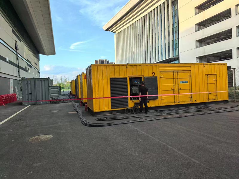 哈尔滨柴油发电机冬季保养注意事项?