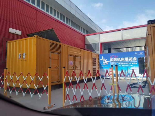 哈尔滨出租发电机-柴油发电机和汽油发电机哪个更好一些？