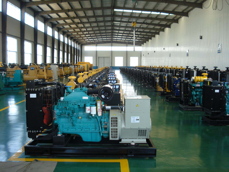 哈尔滨租赁发电机-柴油发电机组冒蓝烟、冒黑烟、冒白烟故障分析