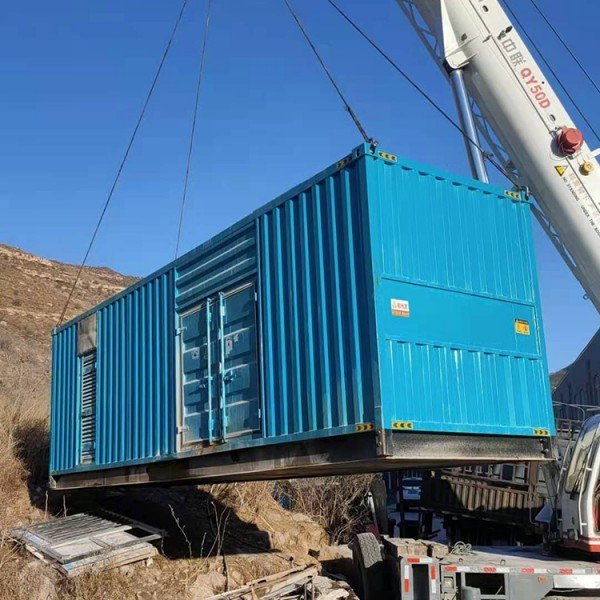 哈尔滨发电机的发电效率受多种因素影响，主要包括以下几个方面：