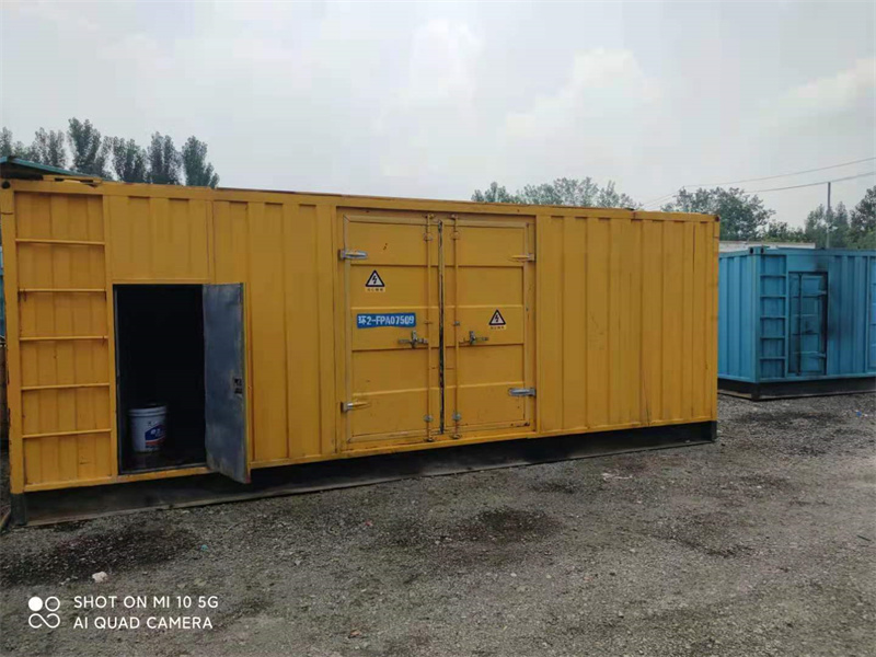 哈尔滨200KW柴油发电机组需要配备什么型号的电缆线？