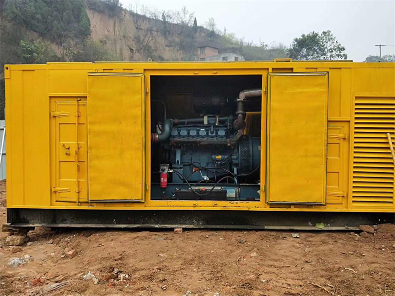 哈尔滨发电机租赁冷却液的沸点降低到多少时需要更换