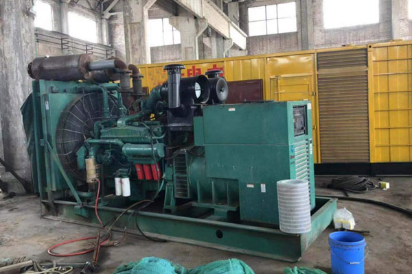 哈尔滨发电机组的空气滤清器应该如何保养？