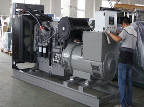 哈尔滨柴油发电机组和储能设备配合使用的案例