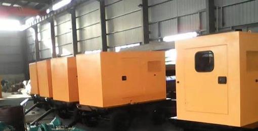 哈尔滨柴油发电机组冬季启动后需要进行哪些检查和操作？