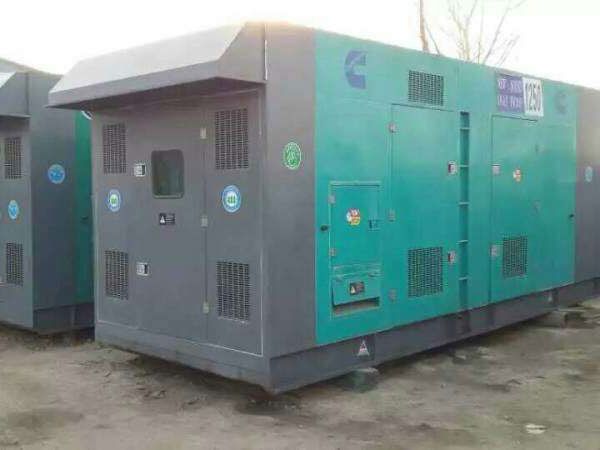 哈尔滨合同中关于工期延误的责任如何界定和处理？